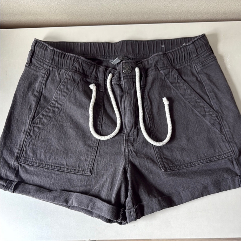 American Eagle Outfitters Gray Cargo Shorts Relaxed Fit